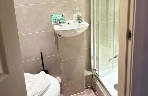 2 bed 2 bath luxe apartment in Hampton in Arden - Foto 7