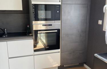 Appart spacieux 6 pers proche centre ville et gare Laval - Parking privé securisé - Photo 17