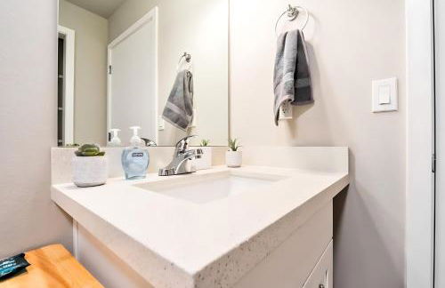 Cozy Micro Suite Unit 7 Sleeps 2 Minutes to Downtown - Foto 13