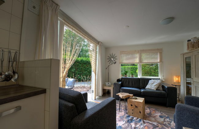 Holiday Home in Hattemerbroek With Smart TV - Photo 16