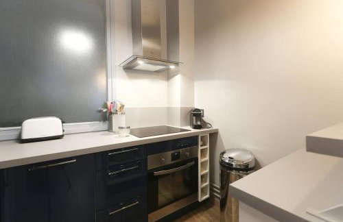 Newly renovated spacious apartment in Montorgeuil area - Photo 25