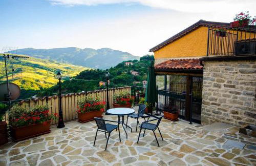 PASCHIERE by Keyhole Selection - Photo 6