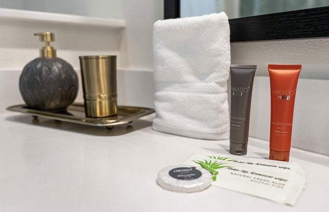 Private Hot Tub 3-bedroom 8 Miles From Disney - Photo 51