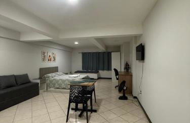 Studio amplo e aconchegante no bairro aterrado - Foto 6