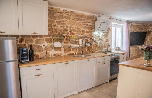 Škarpini dvori - Foto 19