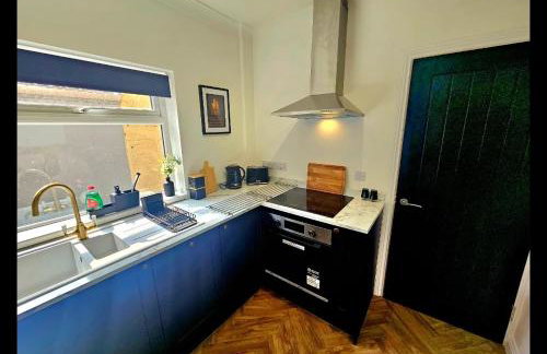 Newly refurbed - sleeps 6 - long stay - Foto 21