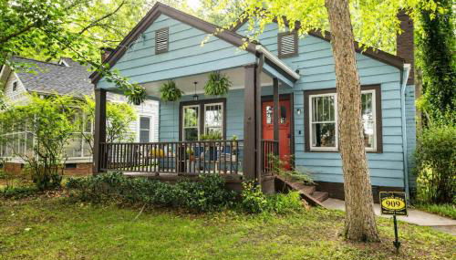 Lush Lodge - Photo 5