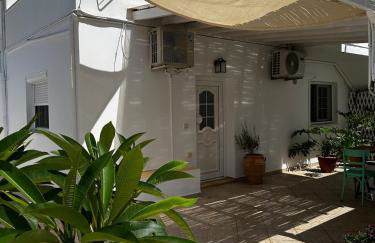 Leonidas House Renovated 2024 - Foto 17