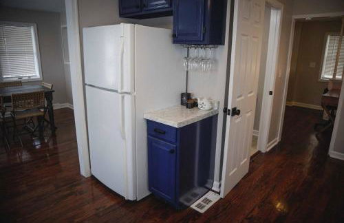 1939 Four Bed Rustic Escape by Casino - Foto 60