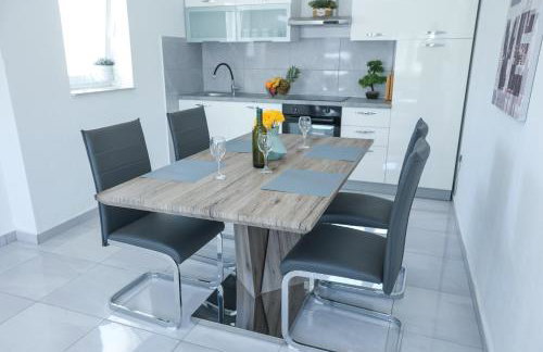 Villa Mia with pool - Foto 31