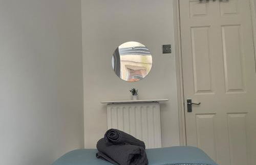 Spacious Flat! Sleeps 7, Pet Friendly and Parking - Photo 72