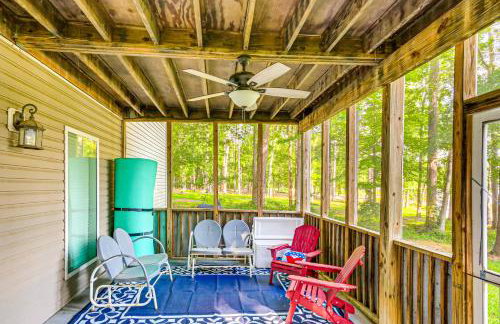 Remote Escape Lake Home with Dock in Sparta! - Foto 35