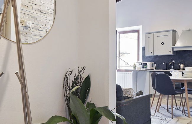 A Few Steps to The Duomo Beautiful 2BD Apt - Foto 8