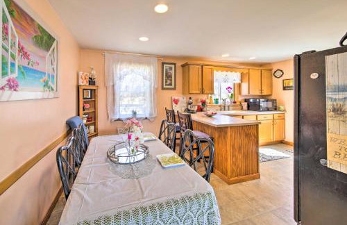 Ocean Inlet Cottage with Deck and Grill! - Foto 10