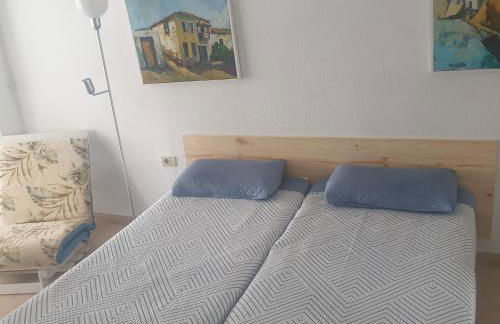 Beautiful oceanfront studio with private parking - Foto 10