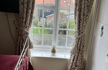 2 bedroomed cottage near quay - Foto 29