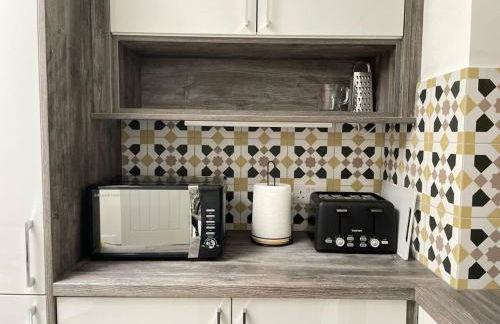 Exclusive 1 and 2 Bedroom Flats only 0,5 miles aw - Foto 56