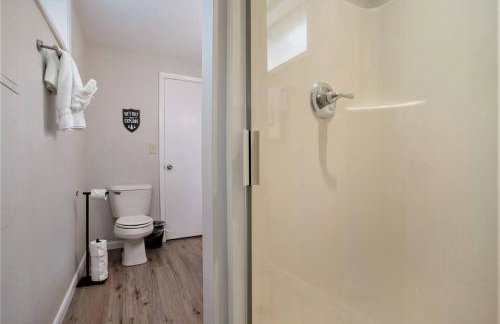 Smitten in da Mitten - 18 acres, Arcades, High Spd Web, Hot Tub, Pond! - Foto 60