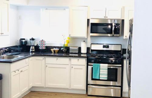 Cozy Home Away From Home - Foto 10