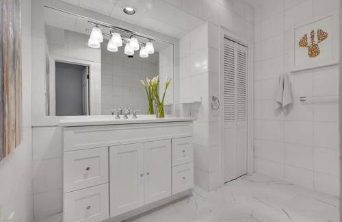 Stunning, Large, Waterfront Retreat - Foto 13