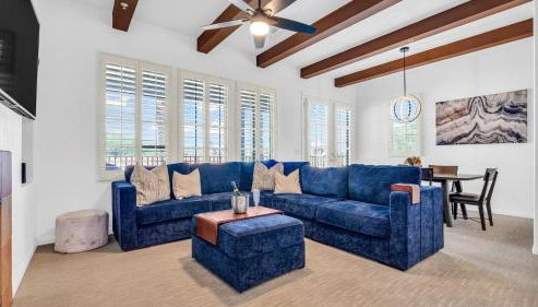 LV204 Airy Upstairs 2 Bedroom w Private Balcony - Foto 5