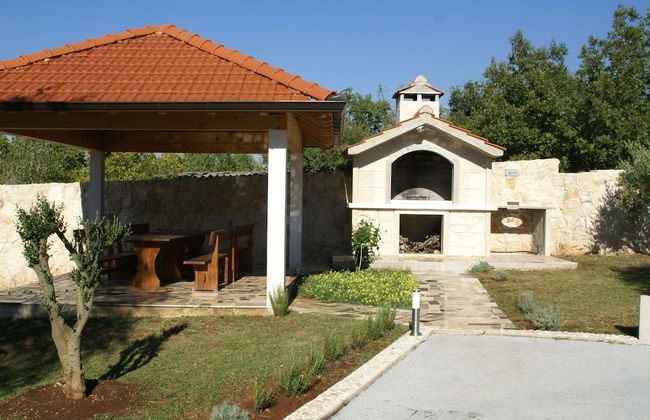 Villa With Private Pool in Trilj, Dalmatia - Foto 22