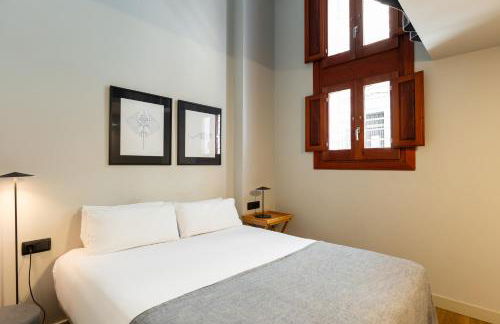 Uma Suites Barceloneta Beach - Photo 13