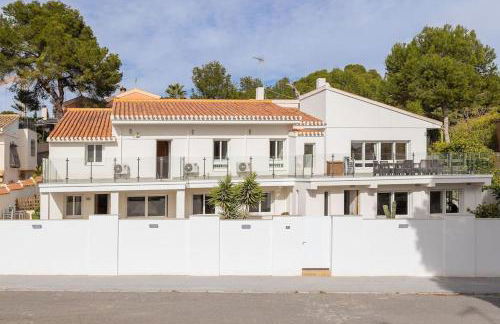 Entire Large Villa next to Award-winning beach - Foto 54