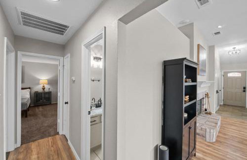 Modern Home Close to It All in DFW Texas! - Foto 19