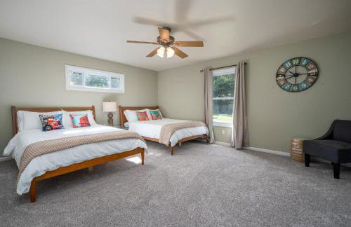 All Decked Out - Secluded getaway near beach access - Foto 41