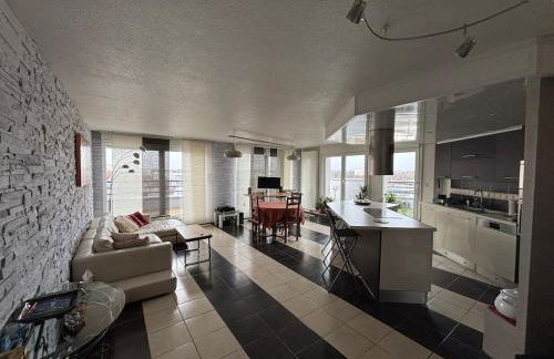 Attique avec terrasse - Zénith & centre-ville - Foto 10