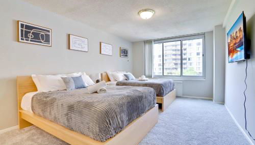 Stylish Apt Near Metro w Gym - Close to DC - Photo 2