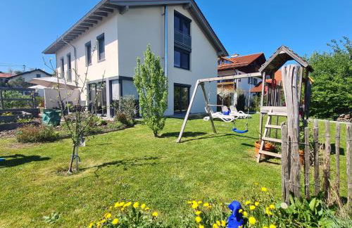 Villa Herzland Allgäu mit großem Garten und gemütlichem Kaminfeuer inklusive KÖNIGSCARD, Skipass, Bergbahn, Therme inkl - Foto 2
