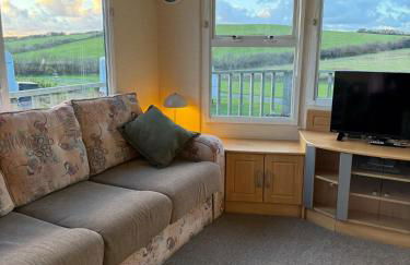 Captivating 2-bed Static Caravan in Holyhead - Foto 42