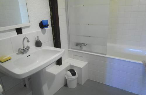 Le trou dans le mur - Foto 30