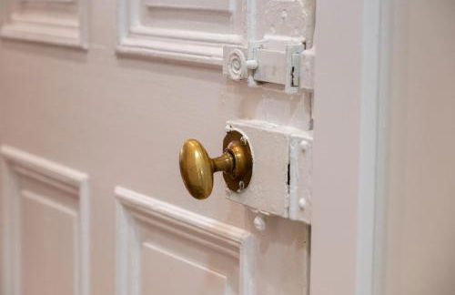 Apartamento en casa centenaria, Parque M.ªCristina - Foto 5