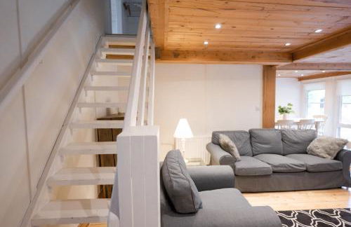 Lilly Lodge; nestled within the forest. - Foto 21