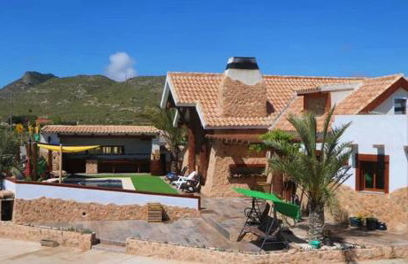 Villa Cuenca - Photo 2