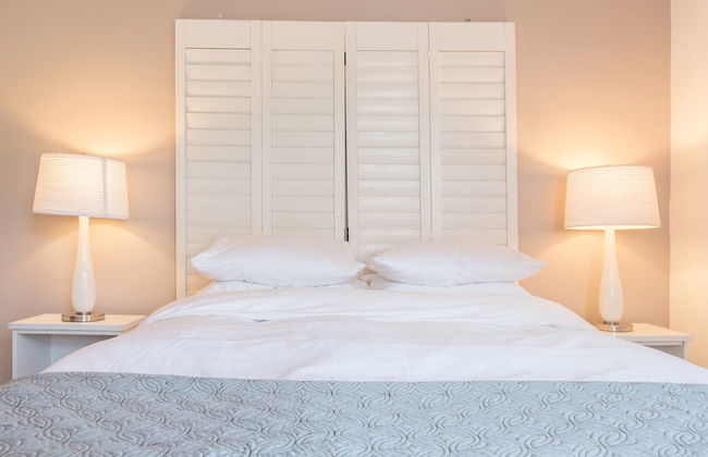 Ventura Beach Cottage - Photo 4