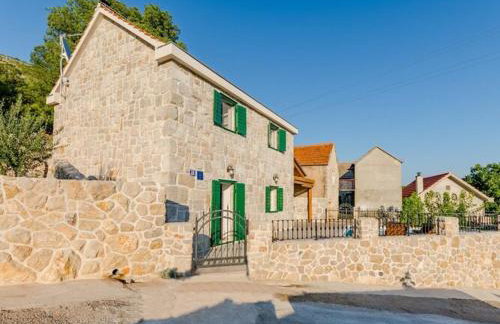 Holiday Home Rustic - Two Bedroom Holiday Home with Private Pool - Photo 43