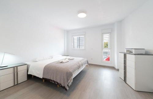 Hogar luminoso y amplio cerca del Mediterráneo - Photo 11