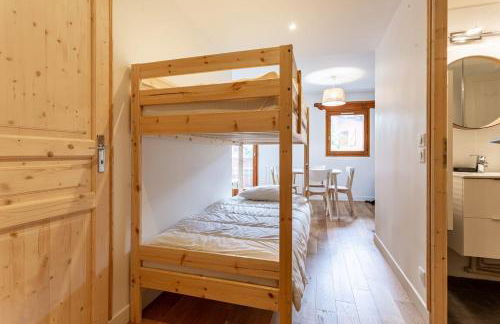 Very Bright Cocoon With Balcony Near The Slopes - Photo 6