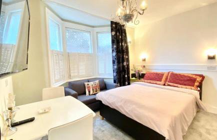 Modern and cosy studio flat - Photo 6