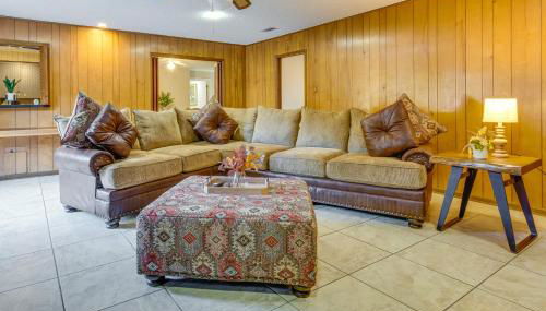 Spacious Little Rock Home with Patio - 9 Mi to Dtwn! - Foto 5