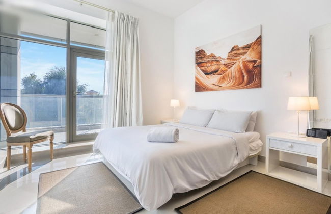 Breathtaking View 1 Bedroom Apt - Photo 6