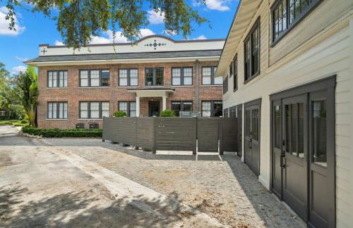 NEW! The Adaline Room #9 - Updated Hyde Park Penthouse, Steps to Bayshore - Foto 49