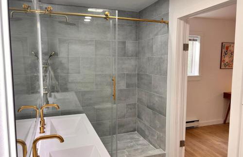 Luxury Woodstock Retreat Hot tub heated pool - Foto 27