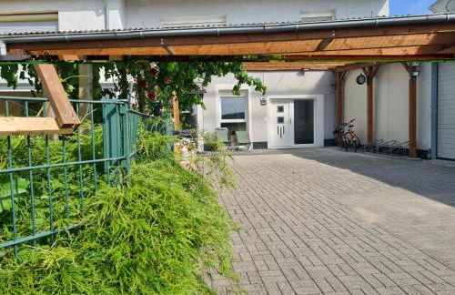 Fafa Home with Pool - Foto 36