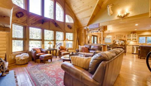 Spacious Packwood Cabin with Hot Tub - Near River - Foto 4