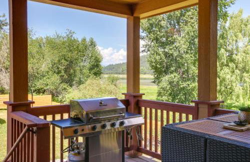 Newport Riverfront Home with Deck and Fire Pit! - Foto 22